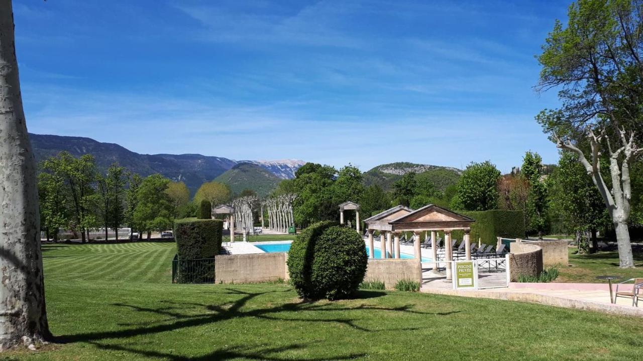 Appartement 7 Chateau Des Gipieres モンブリュン・レ・バン エクステリア 写真